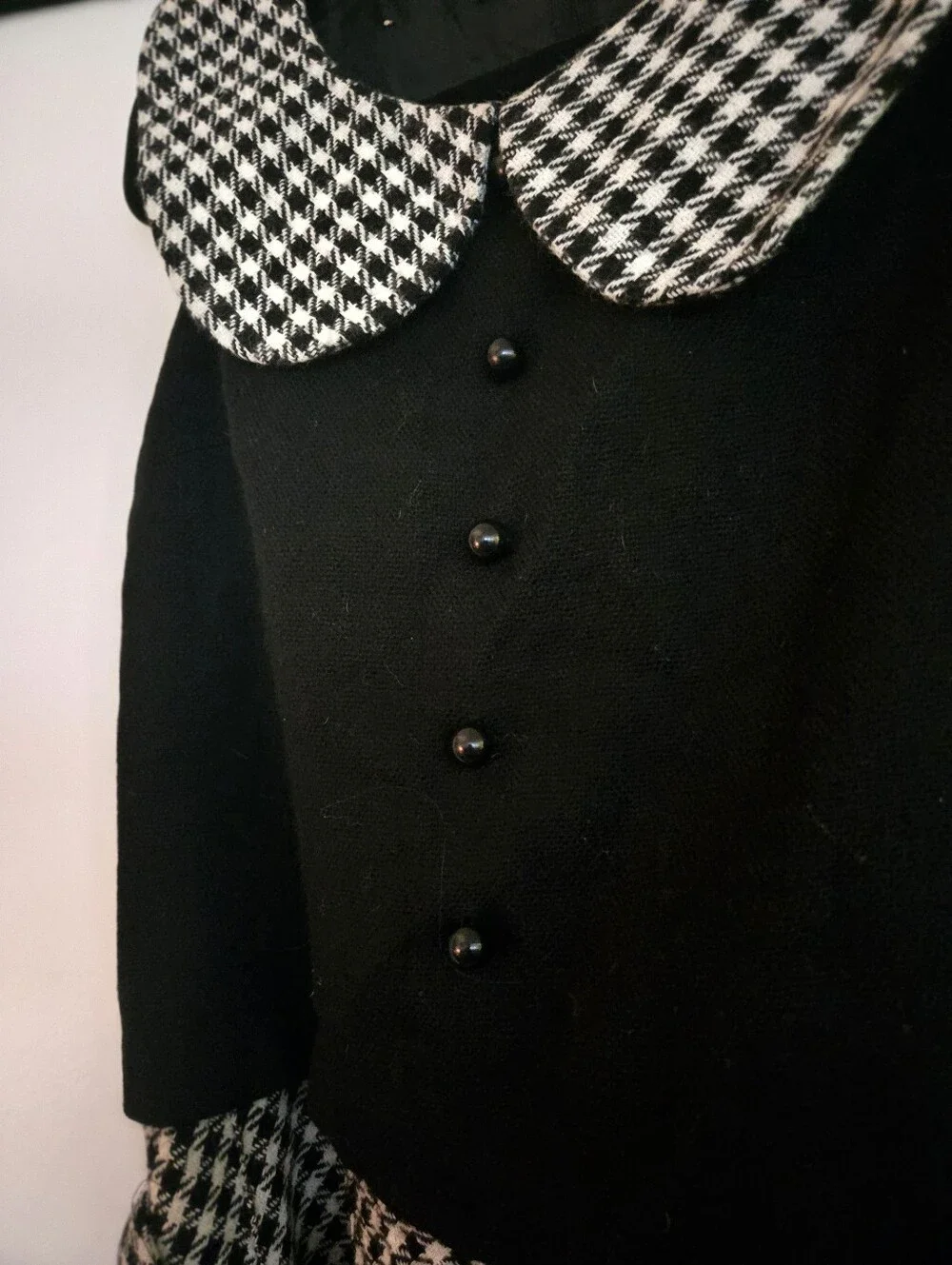 Vintage 1960s Drop Waist Tweed Houndstooth Collar Dress - Picture 3 of 10